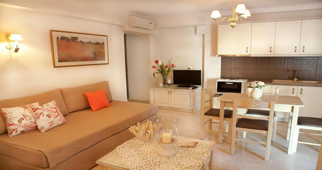 Apartments Kassandrinos-Maria Нікіті Екстер'єр фото