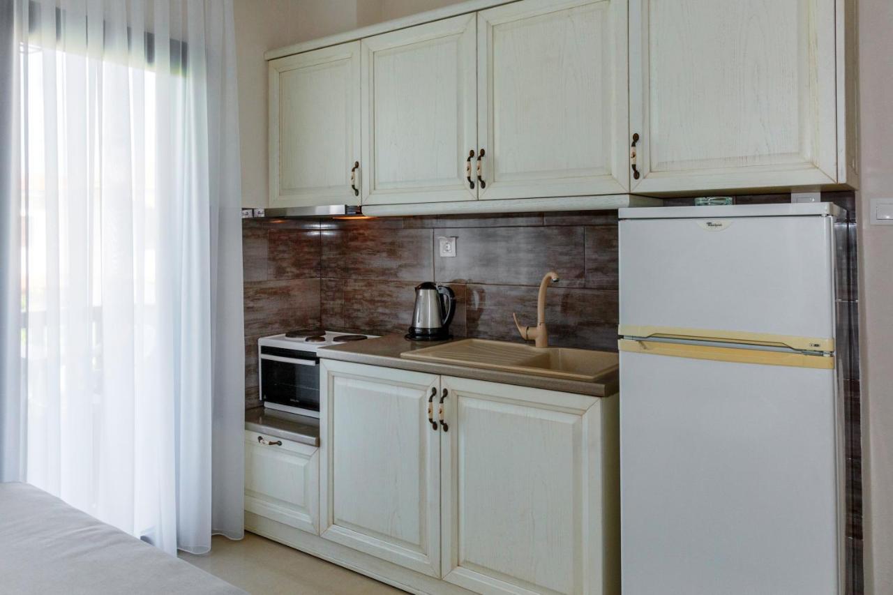Apartments Kassandrinos-Maria Нікіті Екстер'єр фото