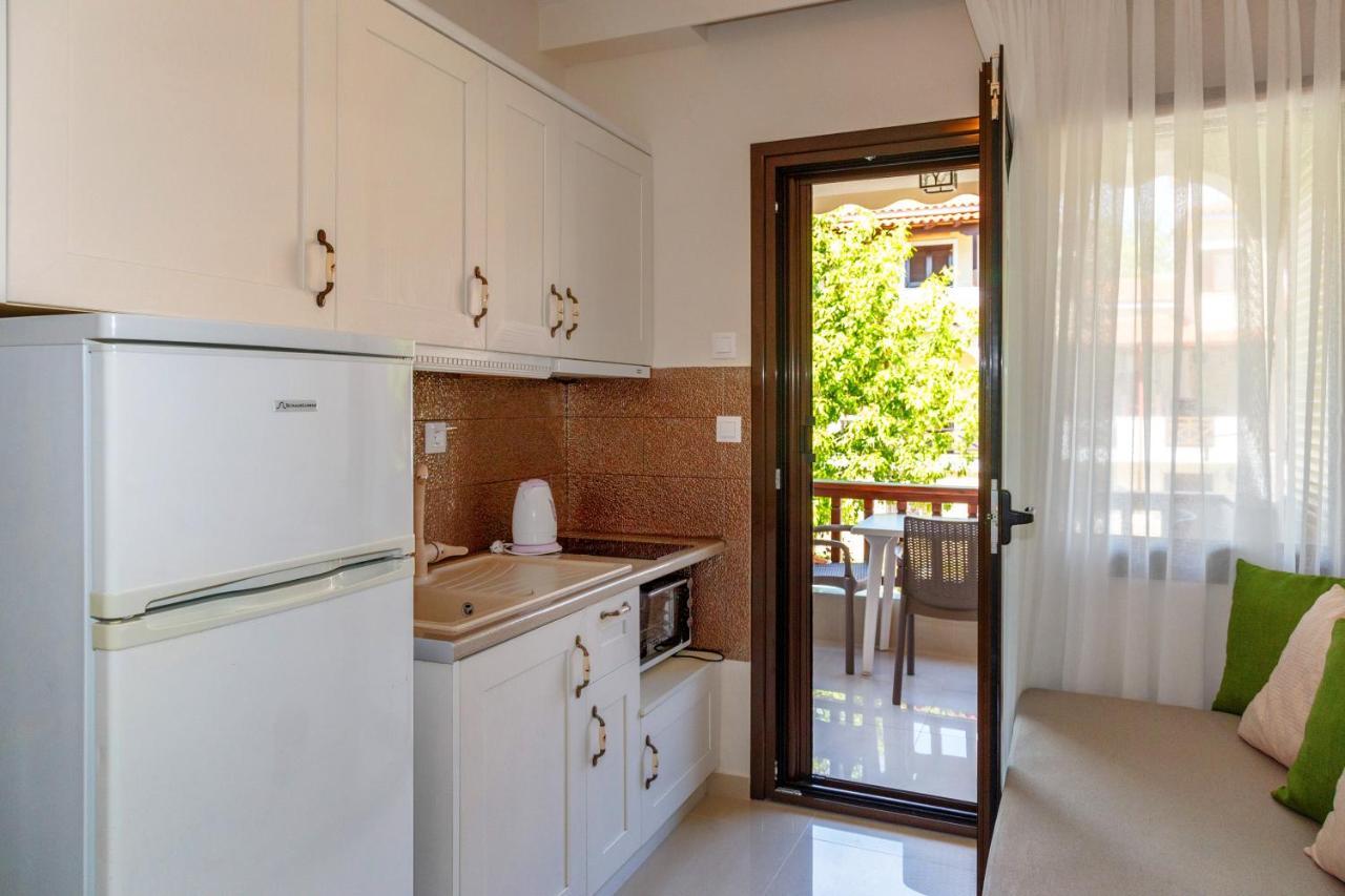 Apartments Kassandrinos-Maria Нікіті Екстер'єр фото